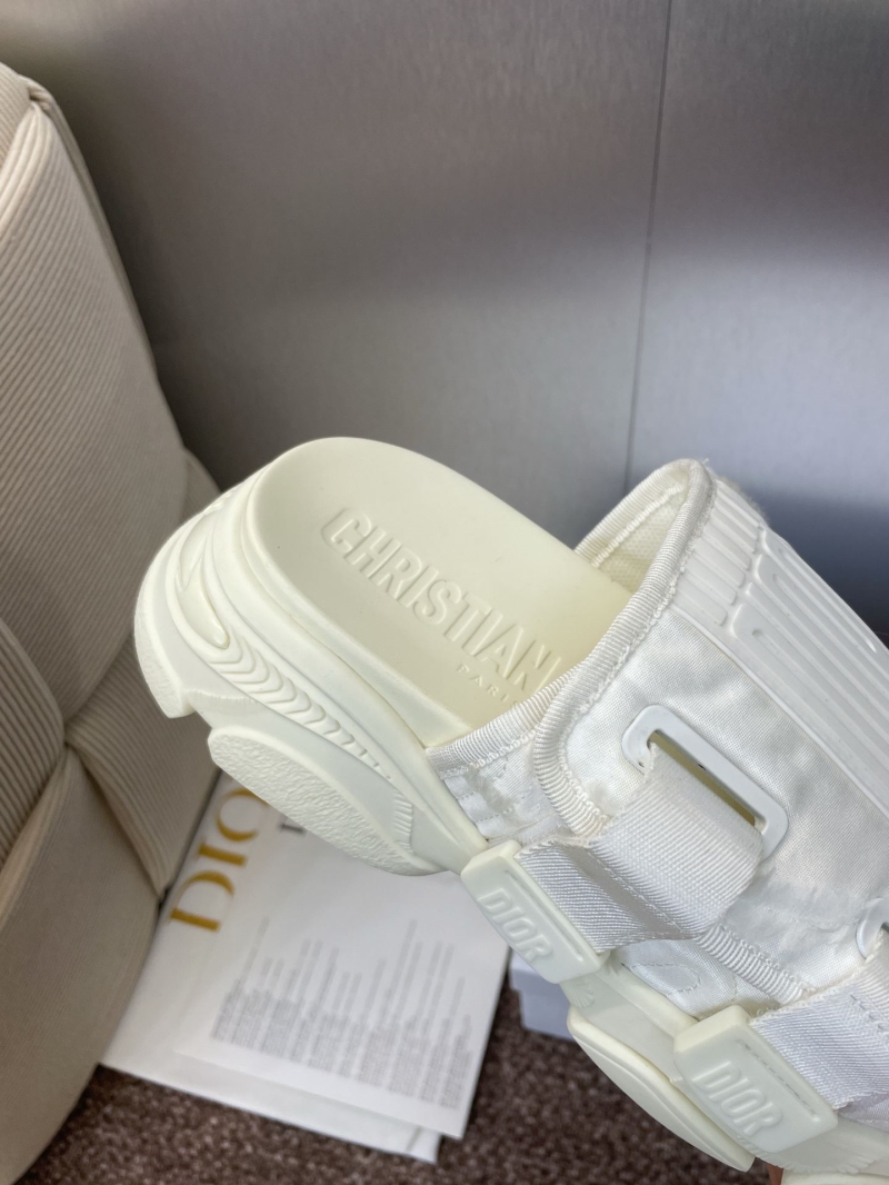 chr1st1an D10r slippers